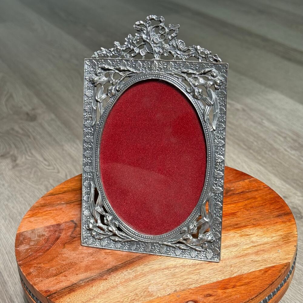 Vintage Pewter Art Nouveau Picture Frame 5x7 Oval Photo Floral Victorian Easel